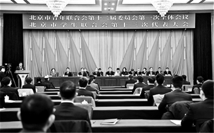在国庆70周年,建党100周年等大型活动和重大庆典中,也有首都青年学子