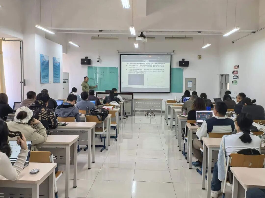 人工智能训练师图片2.jpg