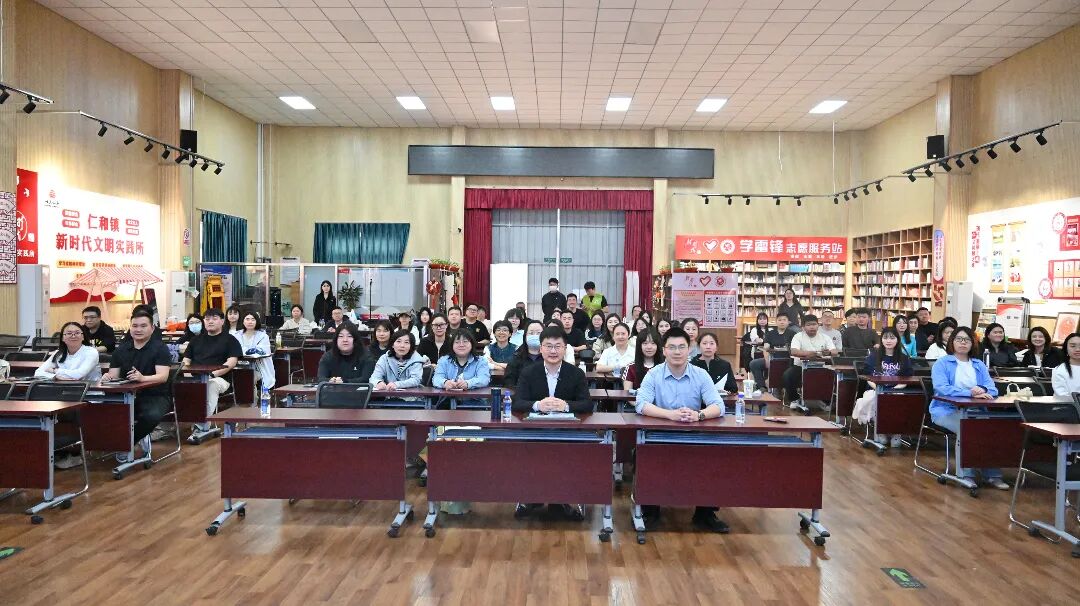 结尾大合照.JPG